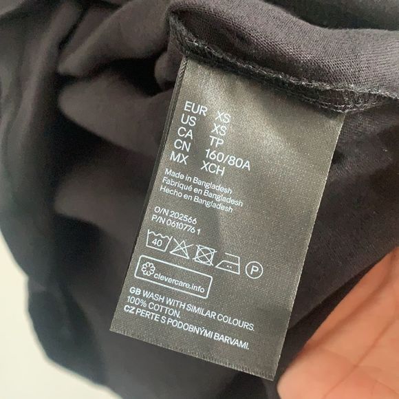 H&M Basic Black Short Sleeve Cotton T-Shirt - Picture 5 of 6